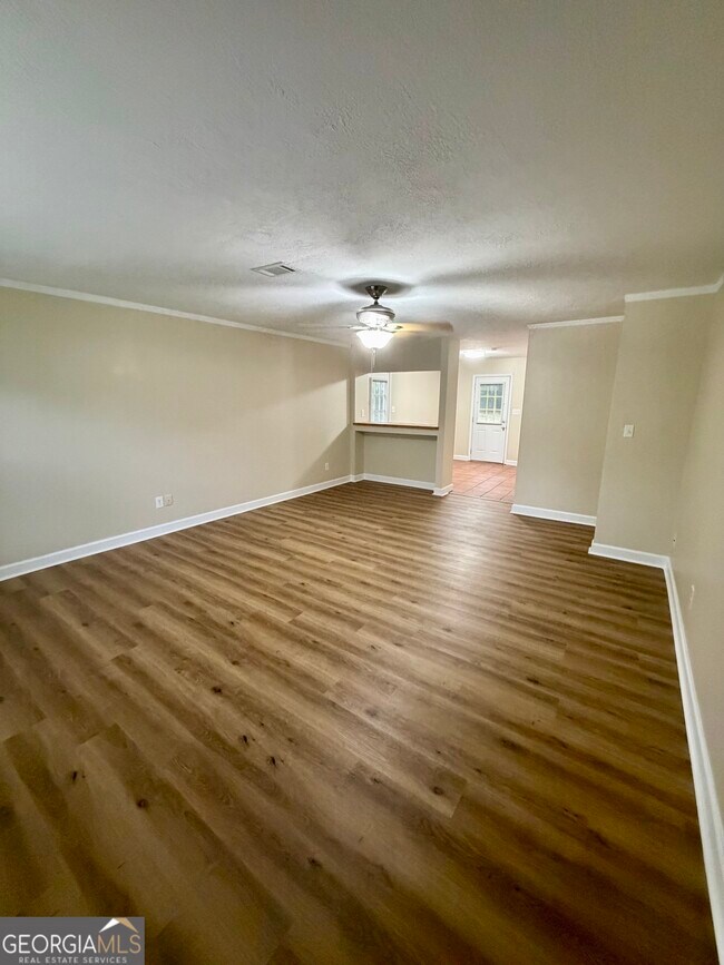 Foto del edificio - 513 Cherokee Ct