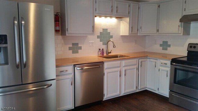 Foto del edificio - 2 Constitution Way