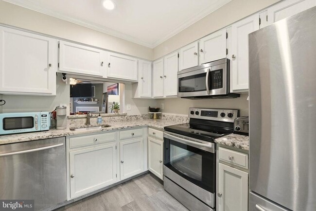 Building Photo - 2964 Kings Station Ct