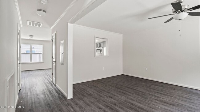 Building Photo - Townhome In BOYINGTON PLACE!