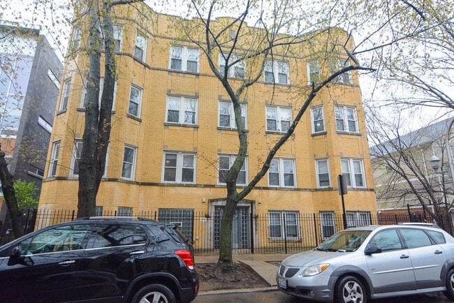 Building Photo - 1915 W Crystal St