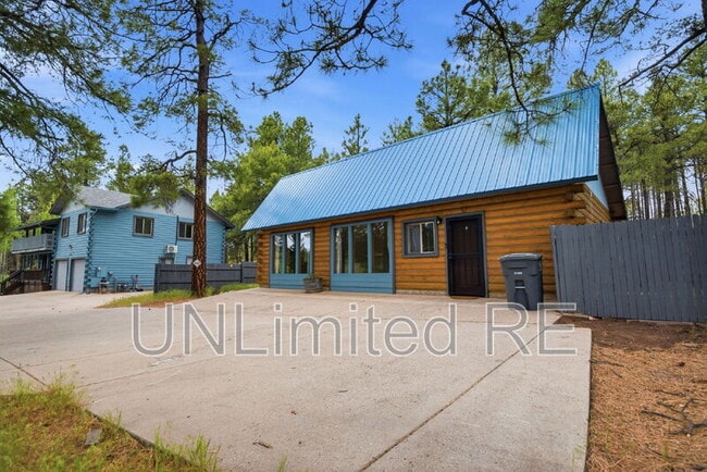 Building Photo - 4553 S Lake Mary Rd
