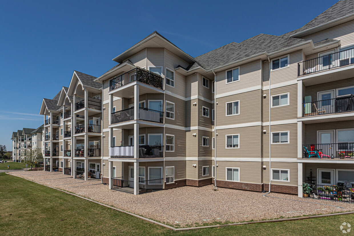 Photo du bâtiment - Providence Apartments