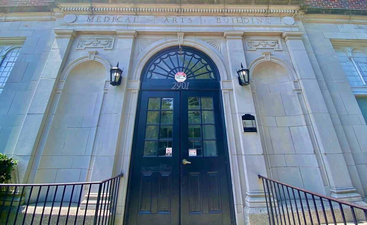 Foto principal - 2901 West Ave