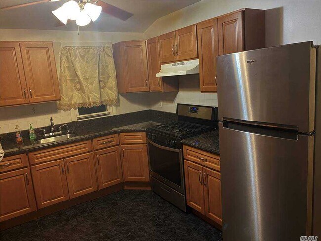 Foto del edificio - 238-64 148th Dr