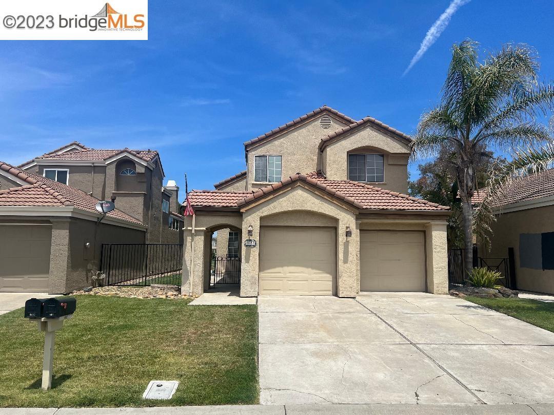 Foto principal - 2627 Cherry Hills Dr