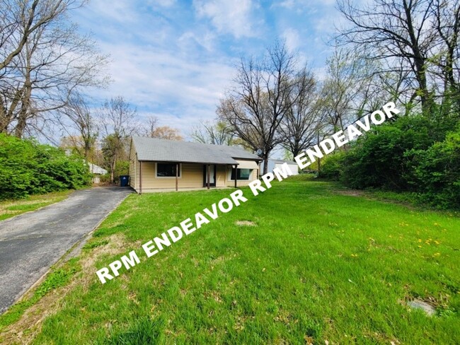 Foto del edificio - Move in Ready 2bed-1 bath Pet Friendly