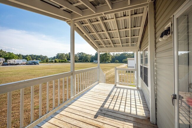 Building Photo - 144 Katie Eubanks Rd