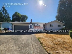 Building Photo - 13332 Roseberry Ave