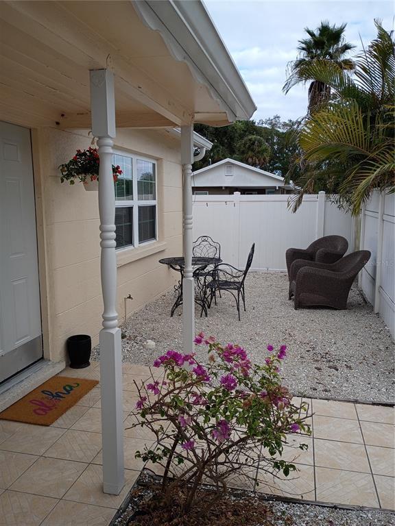 Building Photo - 2525 Bahia Vista St