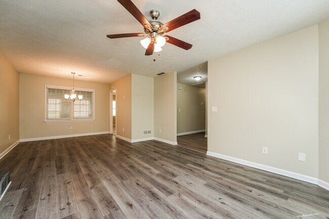 Foto del edificio - 1477 Cherry Hill Rd SW