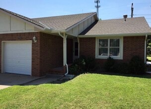 Building Photo - 7405 E 17th St N