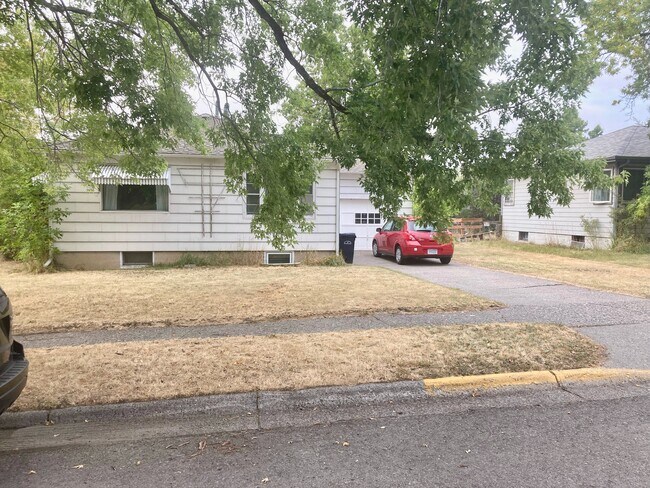 Foto del edificio - 522 S 10th Ave