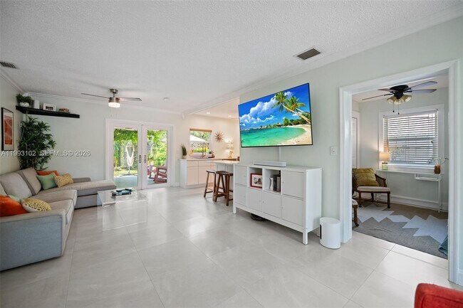 Foto del edificio - 350 NE 59th St