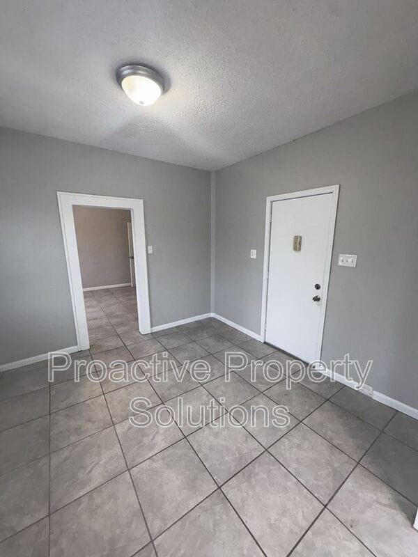 Foto del edificio - 534 Cherry St