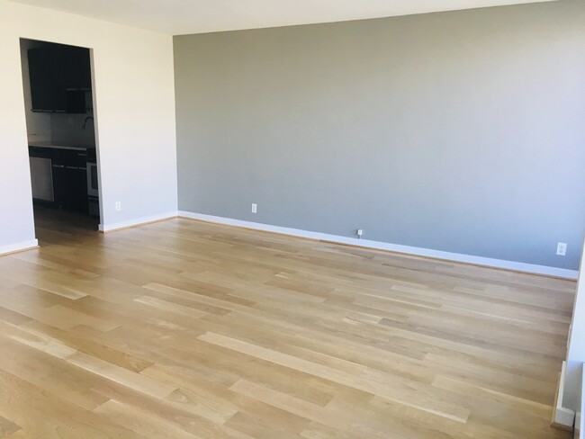 Living area - 1101 3rd St SW