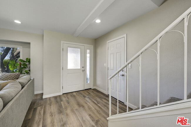 Foto del edificio - 19358 Alcona St