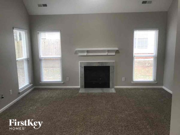 Building Photo - 6020 Carriage Oaks Dr
