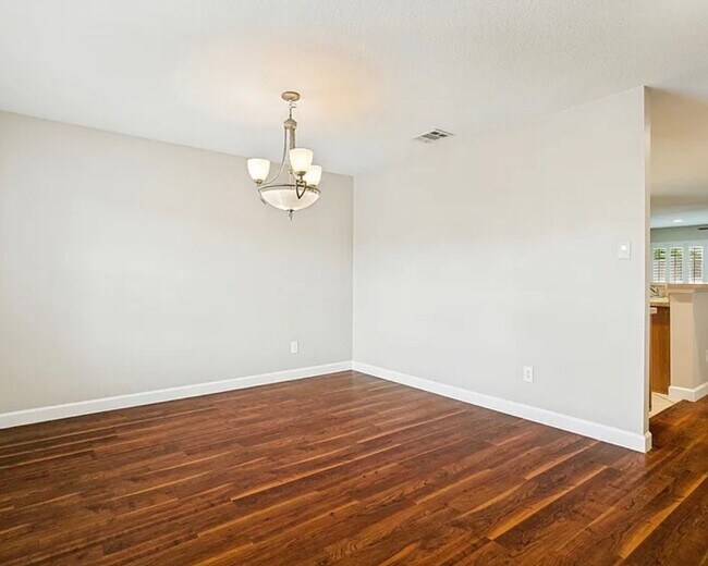 Foto del edificio - 2507 Quail Ridge Rd