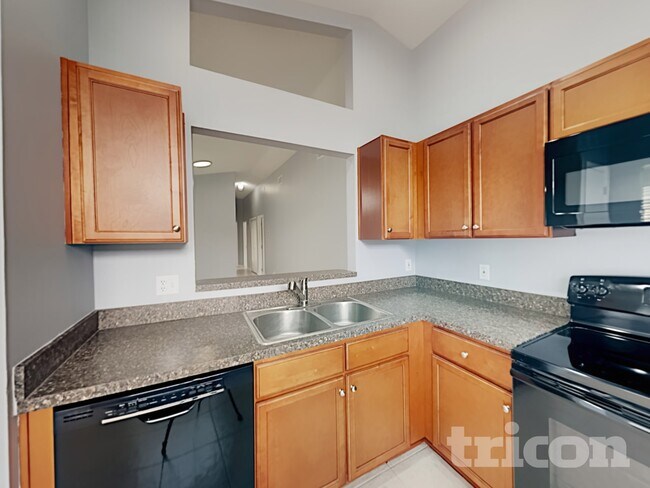 Foto del edificio - 9808 Red Clover Ave