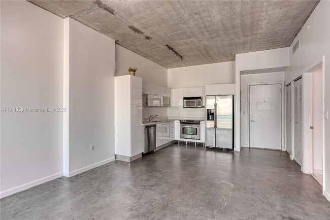 Foto del edificio - 133 NE 2nd Ave