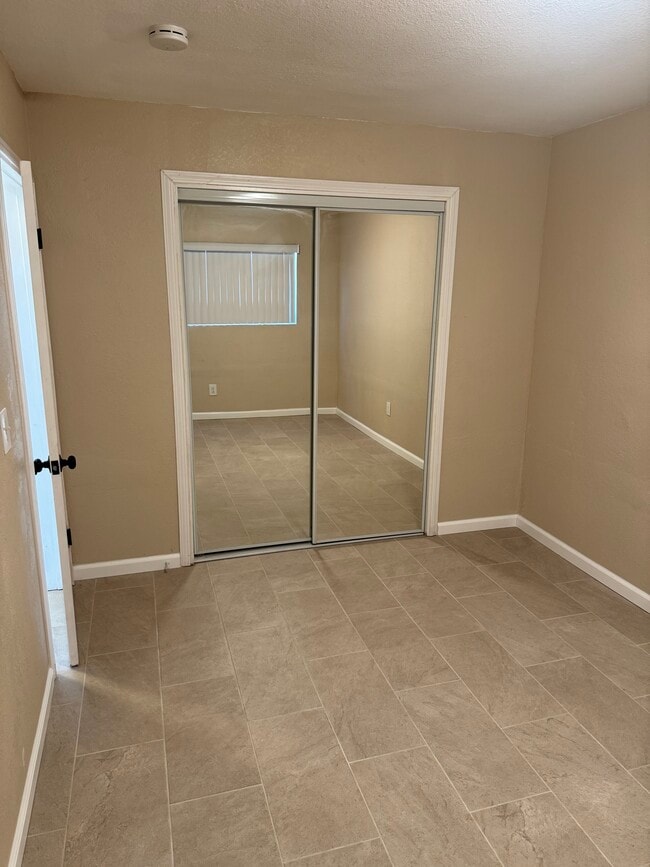 Bedroom - 512 29th St
