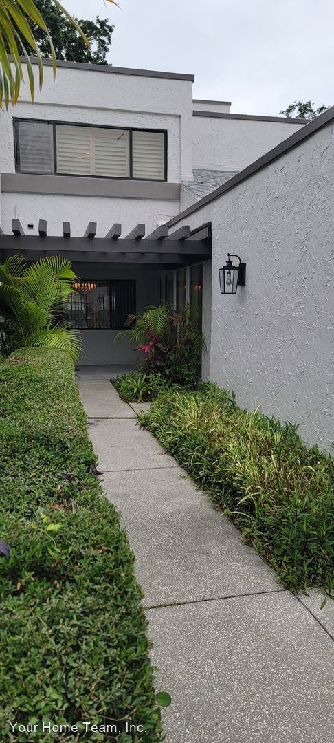 Building Photo - 3 br, 2.5 bath House - 4207 Fairway Run