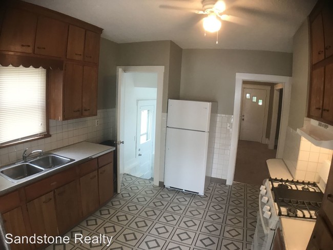 Foto del edificio - 3712 W 36th St