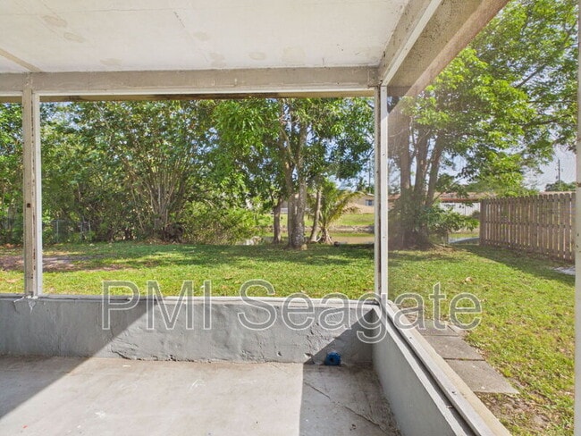 Photo - 7620 NW 21st St House