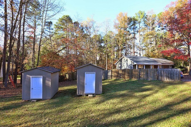 Building Photo - 7008 Mine Creek Ln