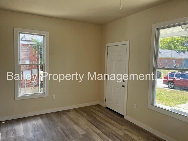 Foto del edificio - 4021 Sunset Ave