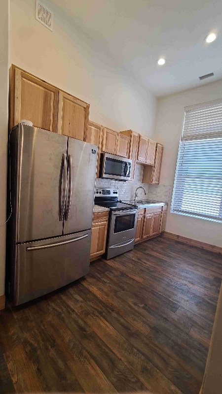 Building Photo - 32 E Utah Ave