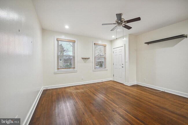 Foto del edificio - 957 Randolph St NW