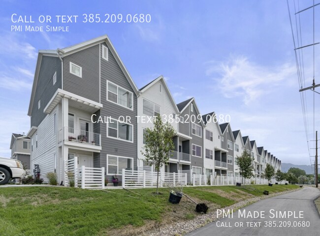 Foto del edificio - Beautiful Saratoga Springs Townhome