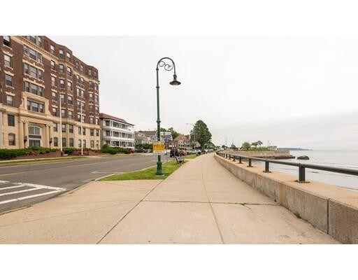Foto del edificio - 285 Lynn Shore Dr