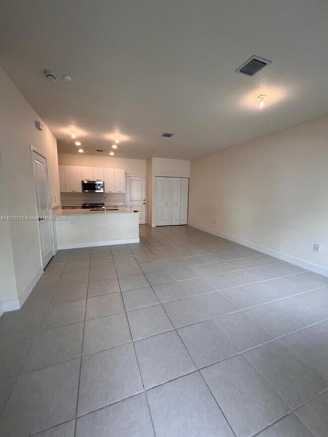 Foto del edificio - 4269 NW 83rd Ave