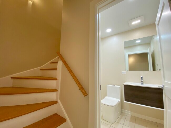 Foto del edificio - 138 Green Bay Rd