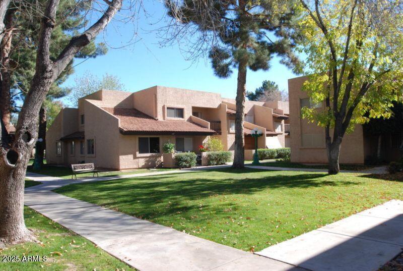 Primary Photo - 520 N Stapley Dr