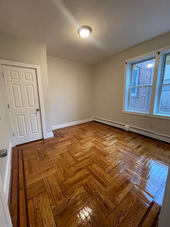 901 Bergen St 2A - 905 Bergen St