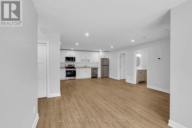 Photo du bâtiment - 14C - 600 SECOND STREET E