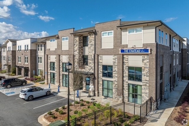 Marquis - The Chateau 55+ Age Exclusive Apartments