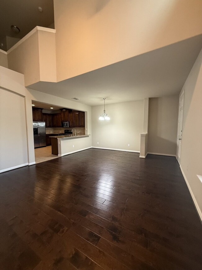 Come see this Townhome in such a great area. - Come see this Townhome in such a great area.