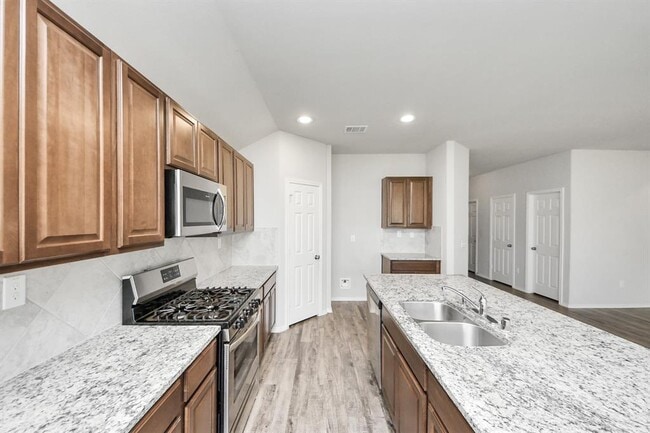 Foto del edificio - 2214 Welborn Dr