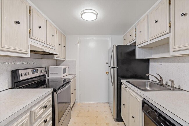 Foto del edificio - 15888 SW 95th Ave