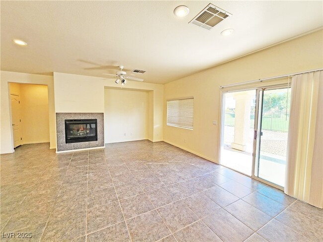 Building Photo - 5434 Cansano St