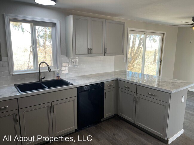 Building Photo - 4 br, 2 bath House - 19188 Weld County Roa...