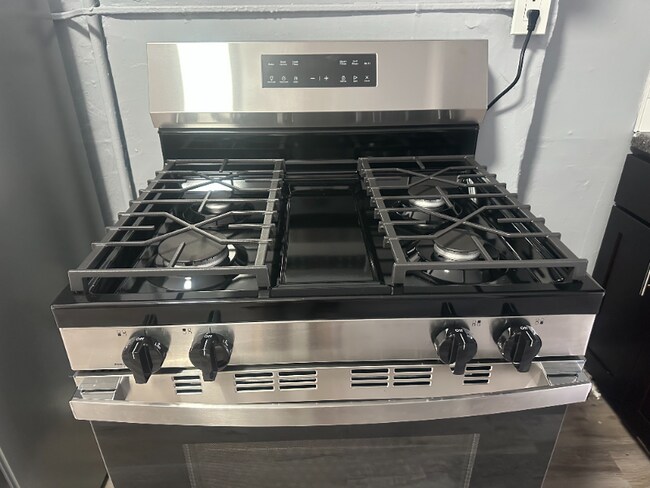 Foto del edificio - 129 3rd St