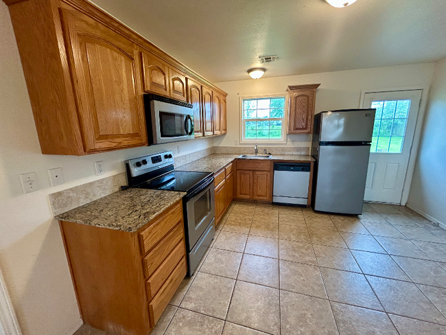 Building Photo - 63021 E 285 Ct