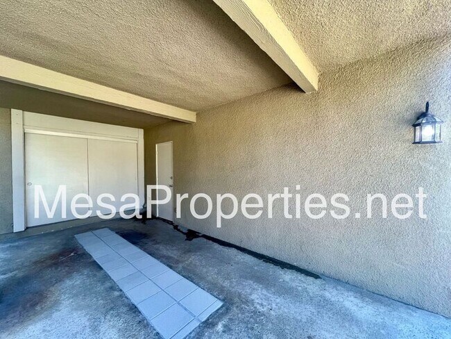 Building Photo - 3648 Towne Park Cir