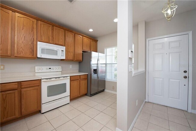 Building Photo - 10664 Savannah Wood Ct